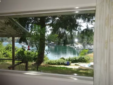 13173 Sexw'amin Street, Garden Bay, BC, Pender Harbour Egmont — 2 bed single family residence for sale