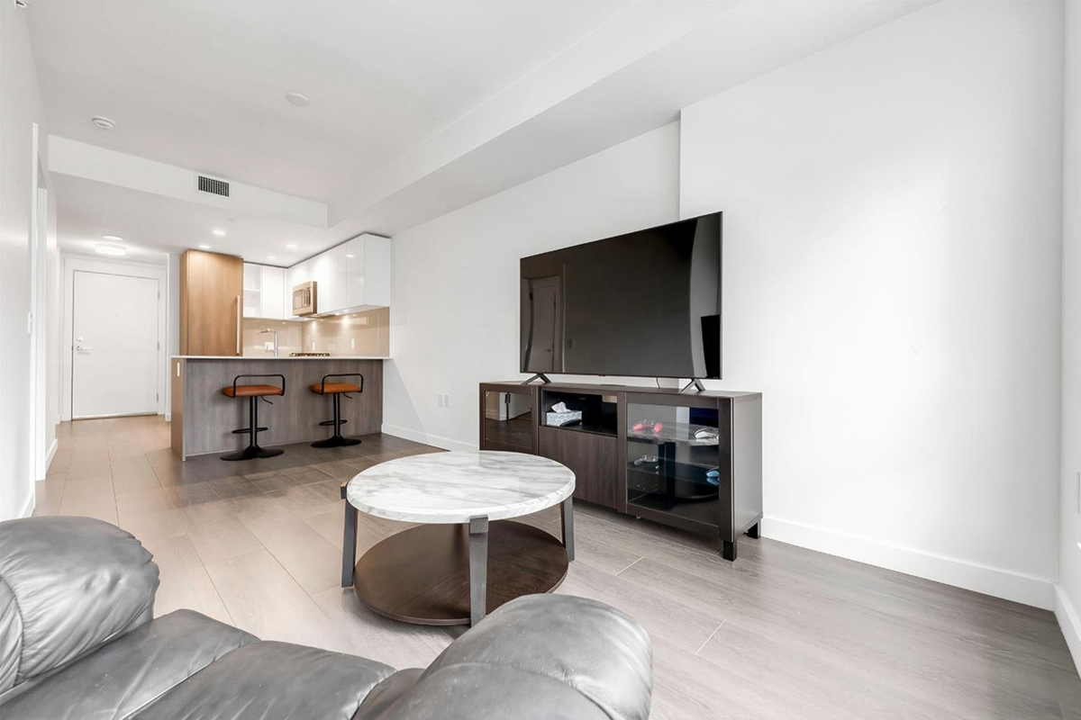 Exterior Rear Photo of 405 618 Carnarvon Street, New Westminster, BC