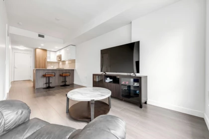 405 618 Carnarvon Street, New Westminster, BC