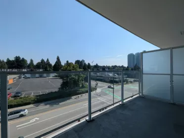 Primary Bathroom Photo of 303 13685 102 Avenue, Surrey, BC
