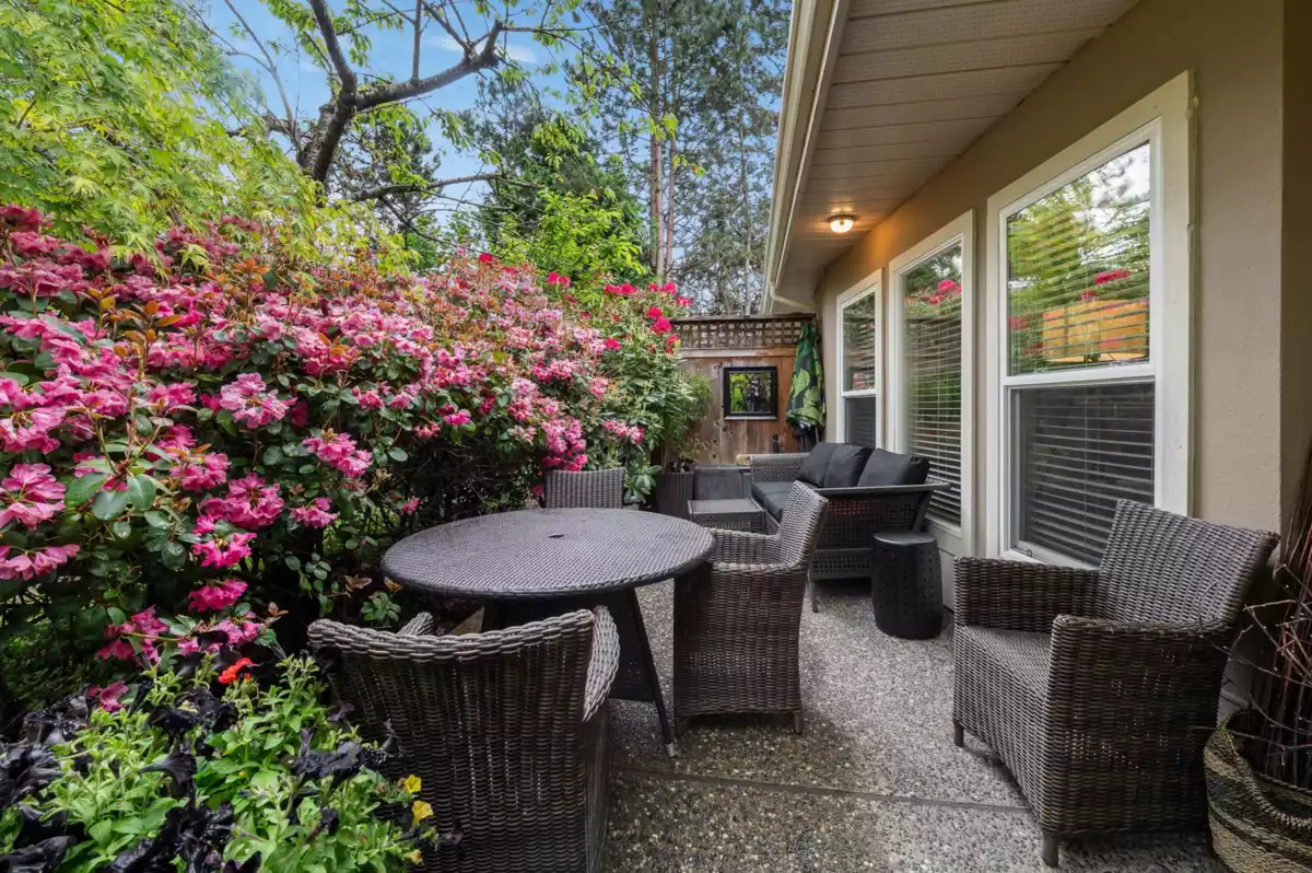 Hot Tub / Spa Photo of 1452 Stevens Street, White Rock, BC
