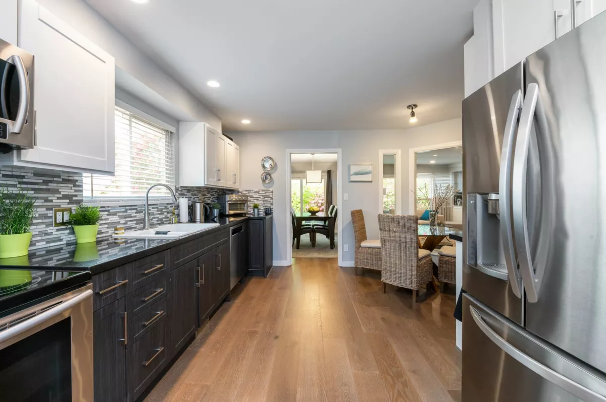 Pantry Photo of 1452 Stevens Street, White Rock, BC