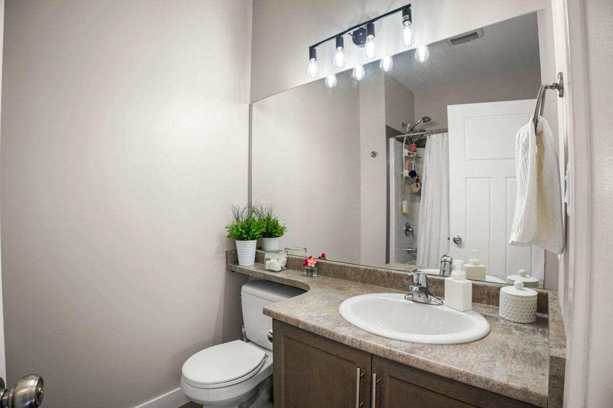 Basement Recreation Room Photo of 46674 Uplands Road, Chilliwack, BC