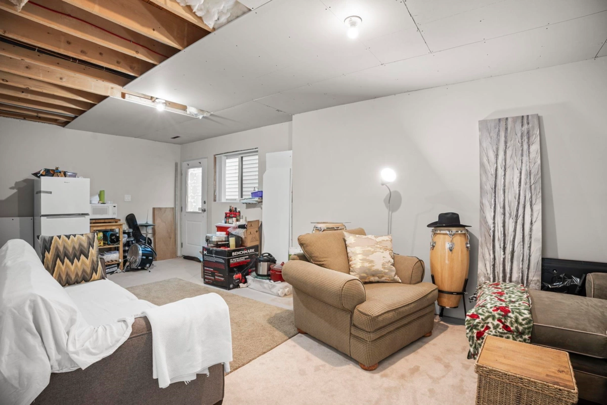 Garage Interior Photo of 46674 Uplands Road, Chilliwack, BC