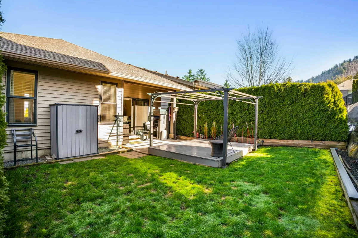 Garden / Landscaping Photo of 46674 Uplands Road, Chilliwack, BC