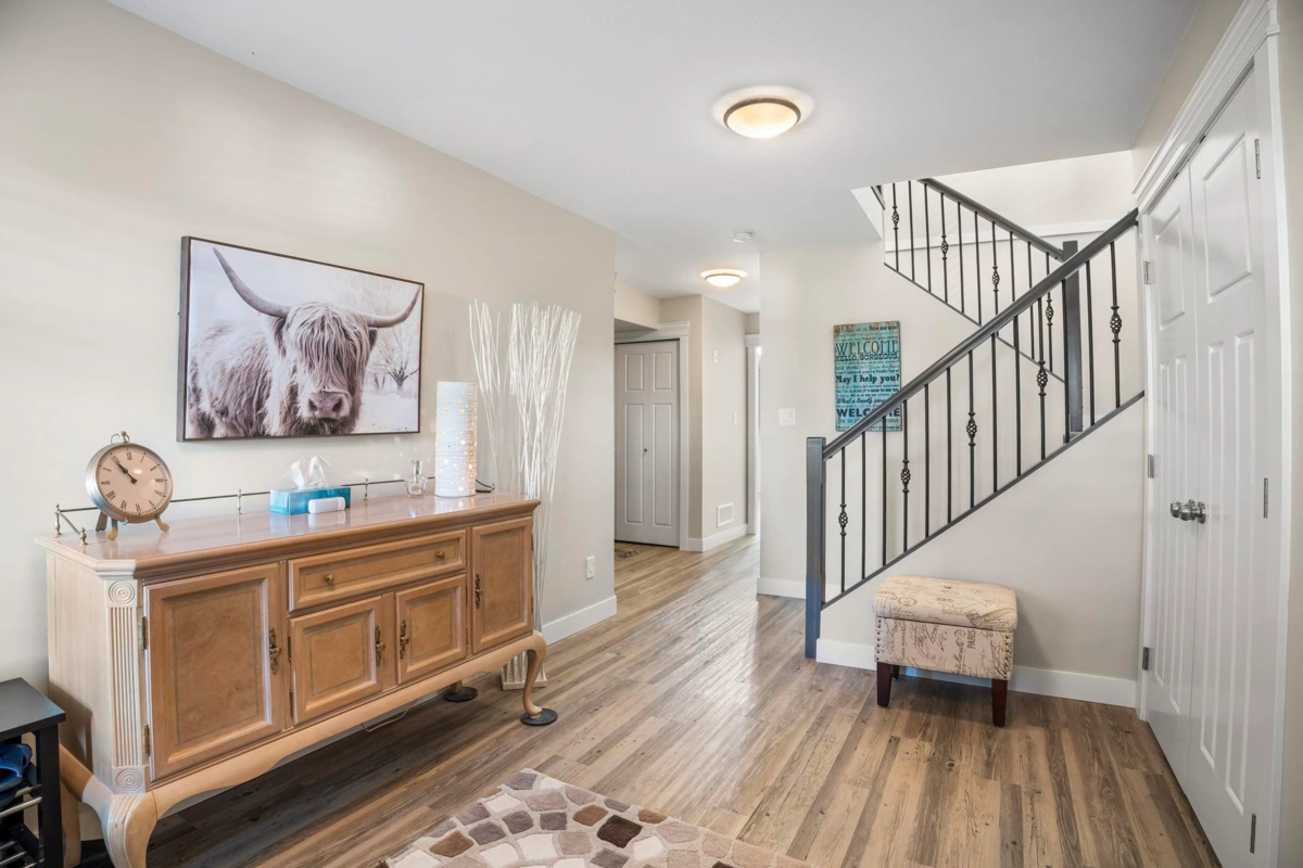 Living Room Photo of 46674 Uplands Road, Chilliwack, BC