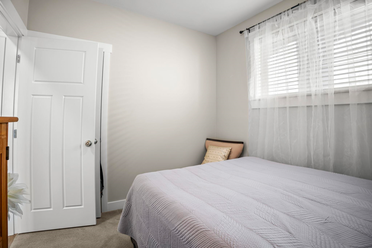 Mudroom Photo of 46674 Uplands Road, Chilliwack, BC