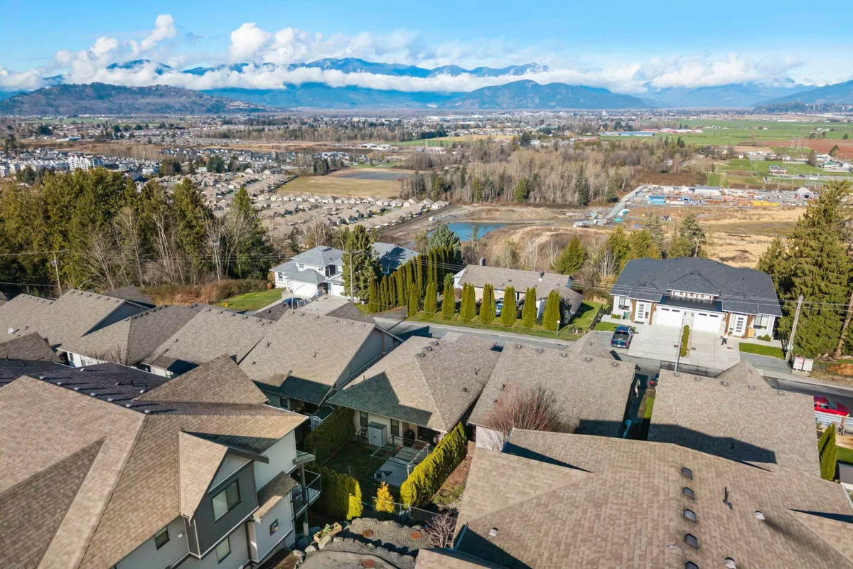 Outdoor Kitchen Photo of 46674 Uplands Road, Chilliwack, BC