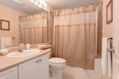Powder Room Photo of 110 12148 224 Street, Maple Ridge, BC
