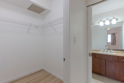 Primary Bathroom Photo of 327 40437 Tantalus Road, Squamish, BC