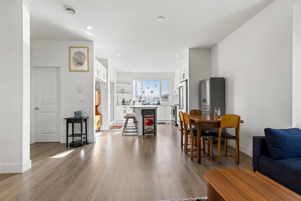 Breakfast Nook Photo of 44 16433 19 Avenue, Surrey, BC