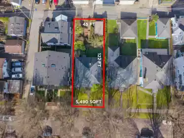 1937 E 2nd Avenue, Vancouver, BC, Vancouver — 4 bed single family residence for sale