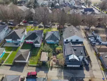 1937 E 2nd Avenue, Vancouver, BC