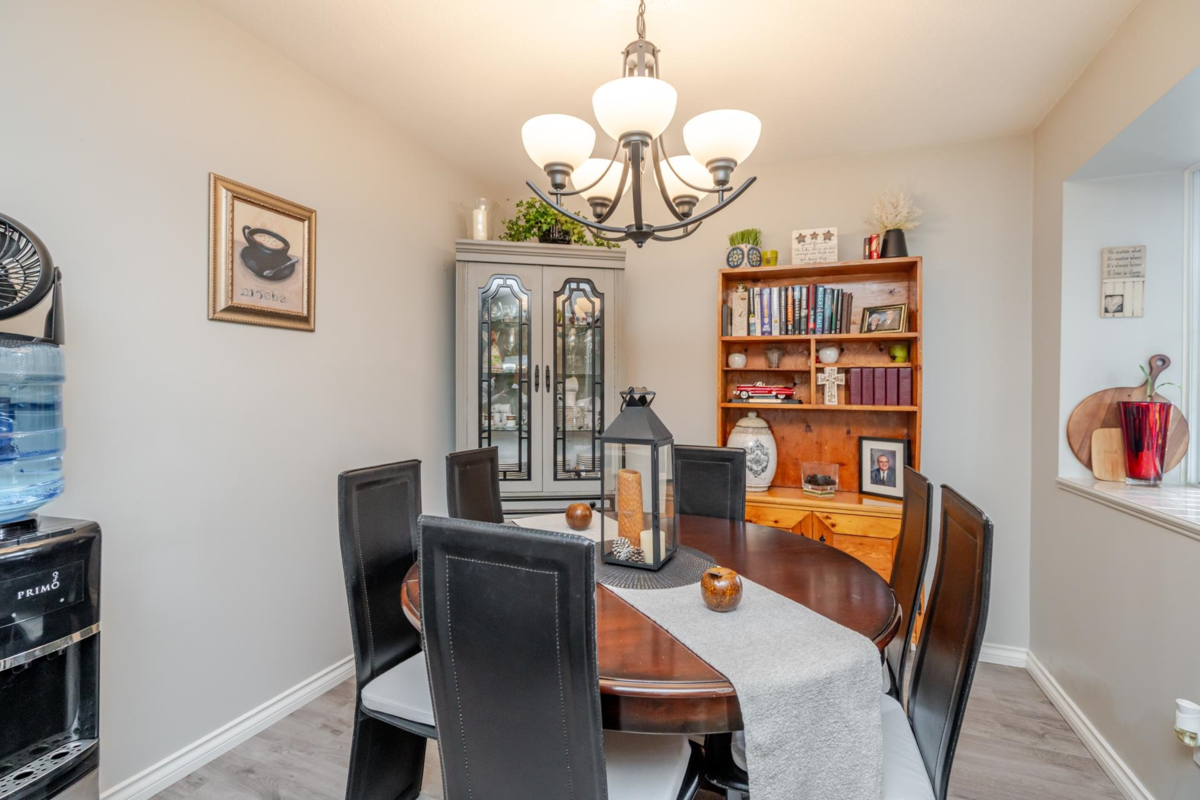 Breakfast Nook Photo of 103 11578 225 Street, Maple Ridge, BC