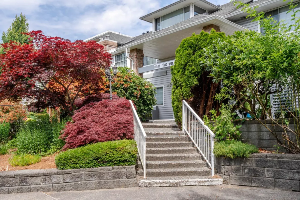 Hallway Photo of 103 11578 225 Street, Maple Ridge, BC