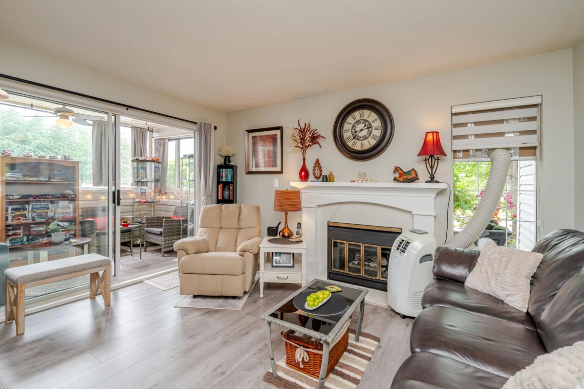Living Room Photo of 103 11578 225 Street, Maple Ridge, BC
