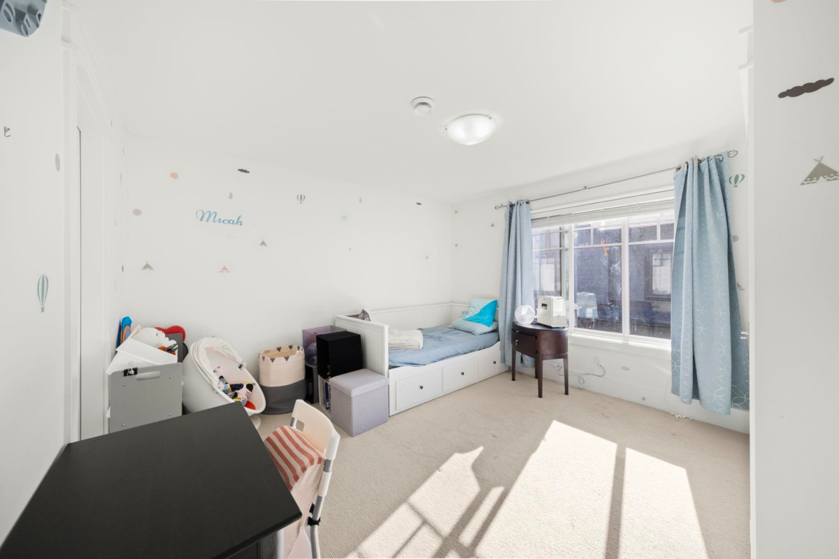 Guest Bathroom Photo of 11 8425 Venture Way, Surrey, BC