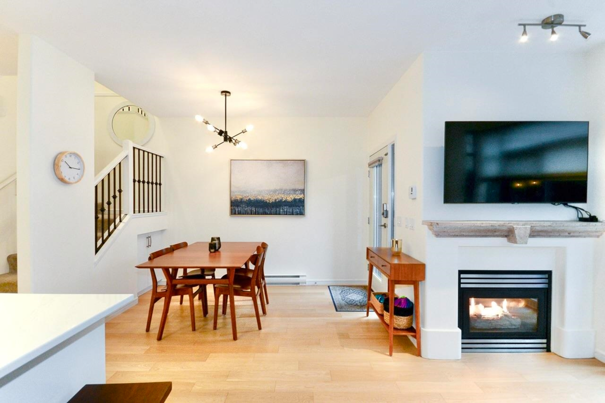 Family Room Photo of 104 2688 Vine Street, Vancouver, BC