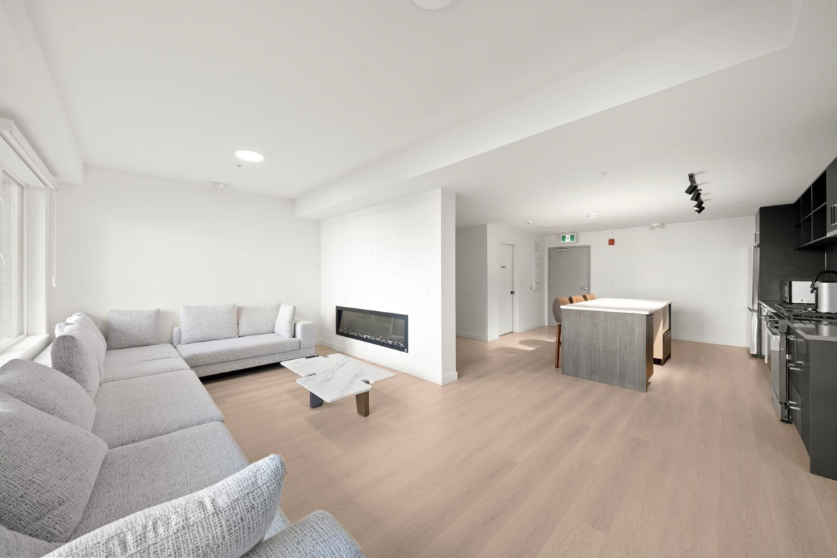 Entry Foyer Photo of 103 2002 St. George Street, Port Moody, BC