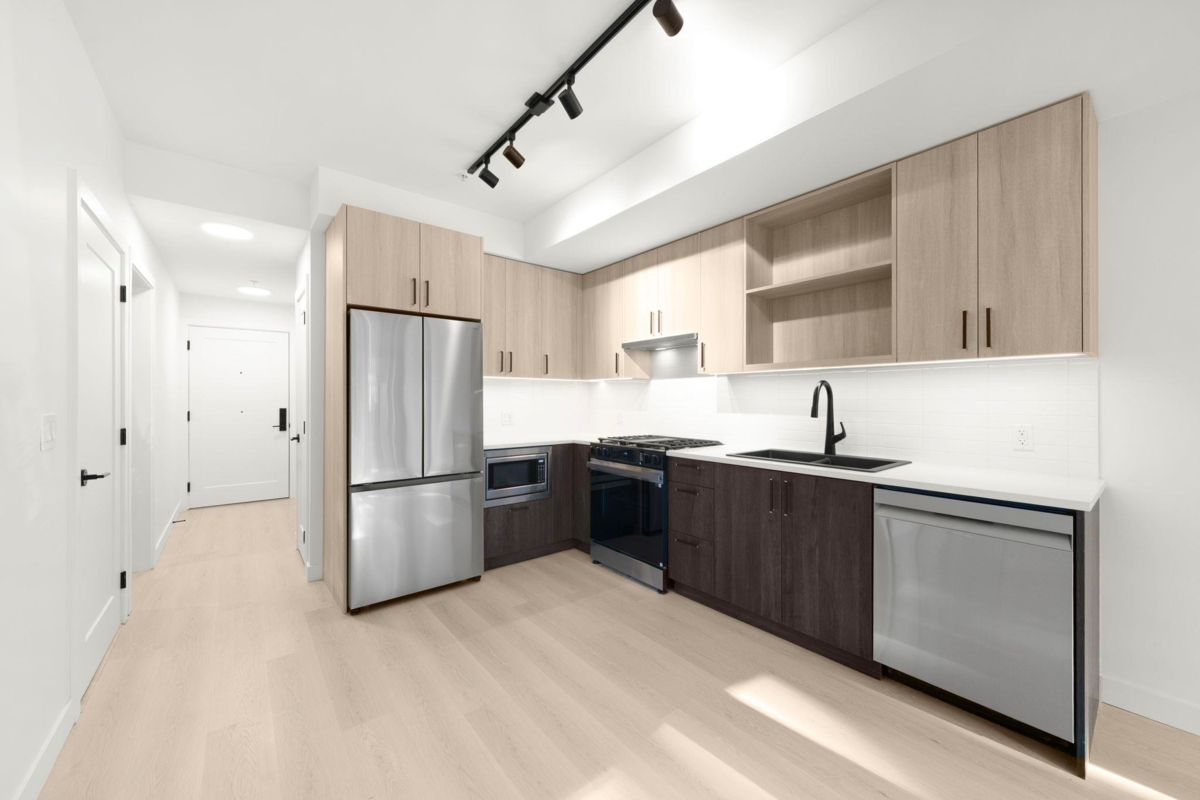 Kitchen Photo of 103 2002 St. George Street, Port Moody, BC