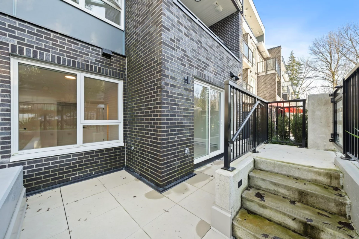 Office / Den Photo of 103 2002 St. George Street, Port Moody, BC