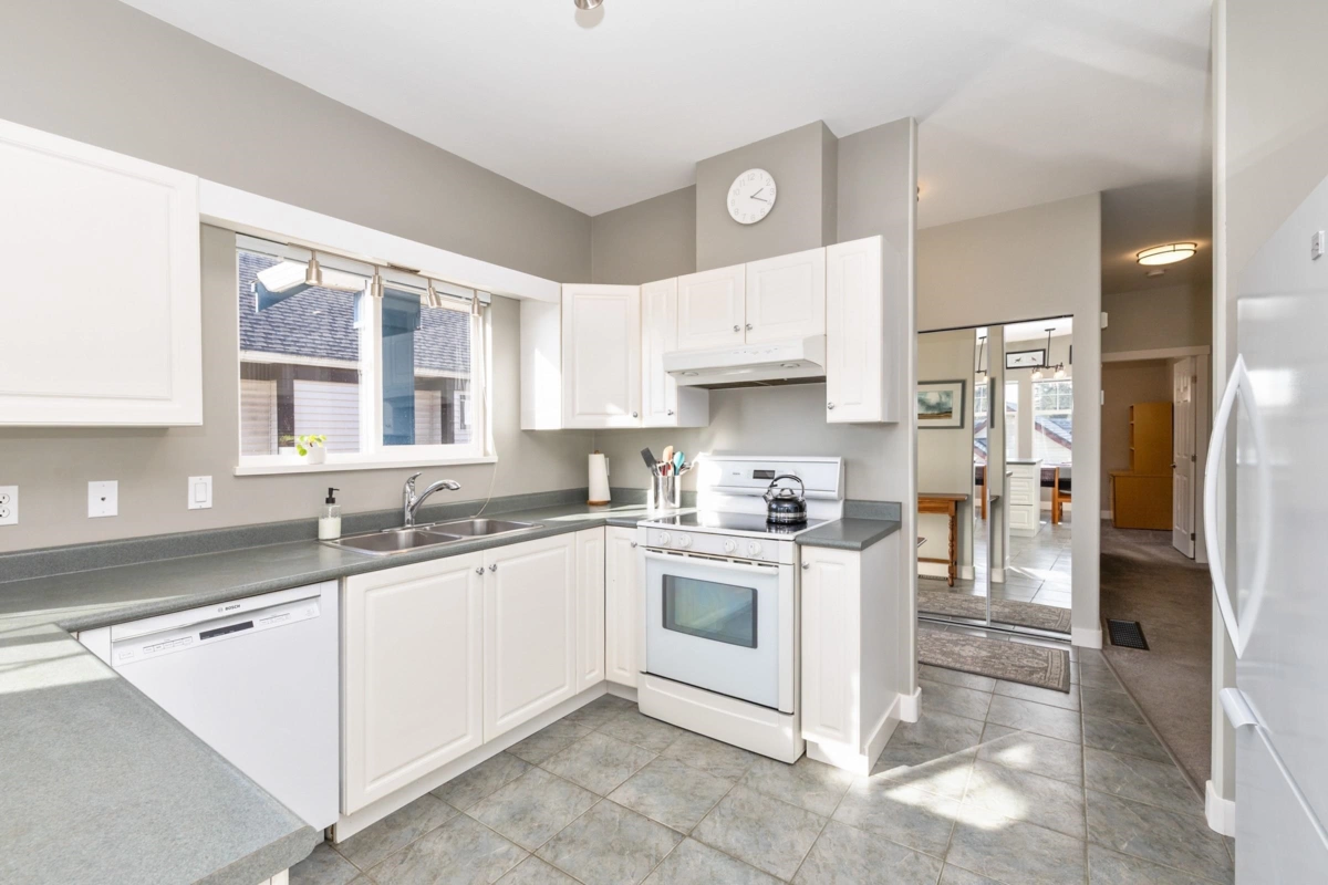 Primary Bedroom Photo of 127 Evergreen Crescent, Anmore, BC