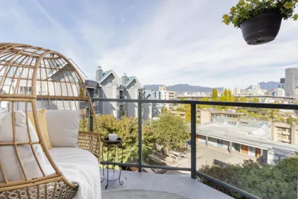 Breakfast Nook Photo of 401 1345 W 4th Avenue, Vancouver, BC