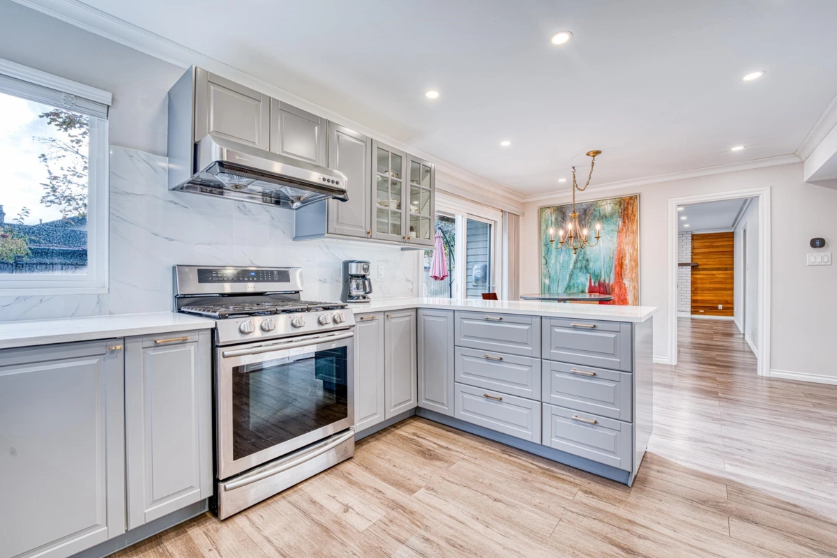 Kitchen Island Photo of 10420 Truro Drive, Richmond, BC