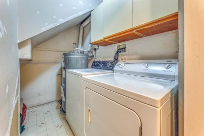 Hallway Photo of 41 19034 Mcmyn Road, Pitt Meadows, BC