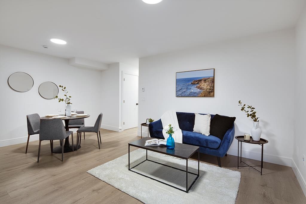 Mudroom Photo of 7813 18th Avenue, Burnaby, BC