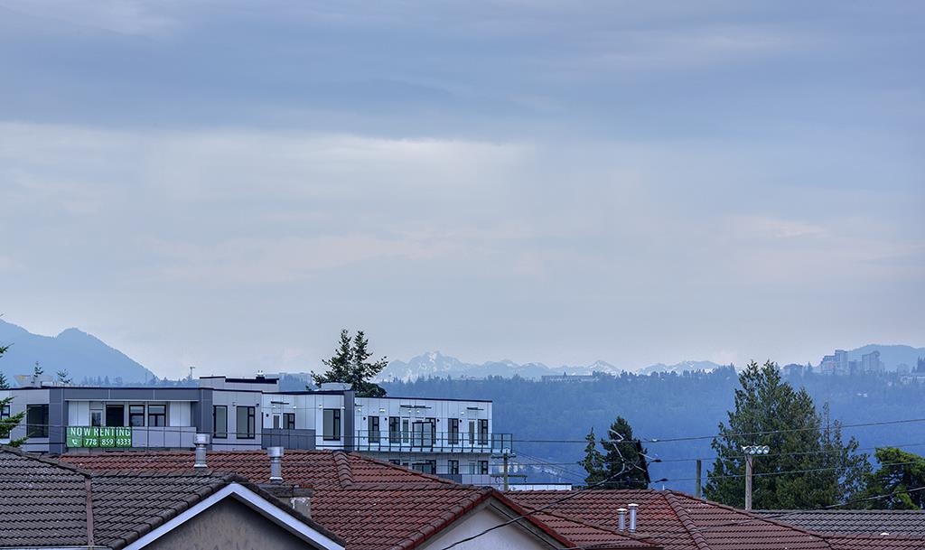 Outdoor Kitchen Photo of 7813 18th Avenue, Burnaby, BC