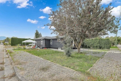 Outdoor Deck Photo of 45870 Henley Avenue, Chilliwack, BC