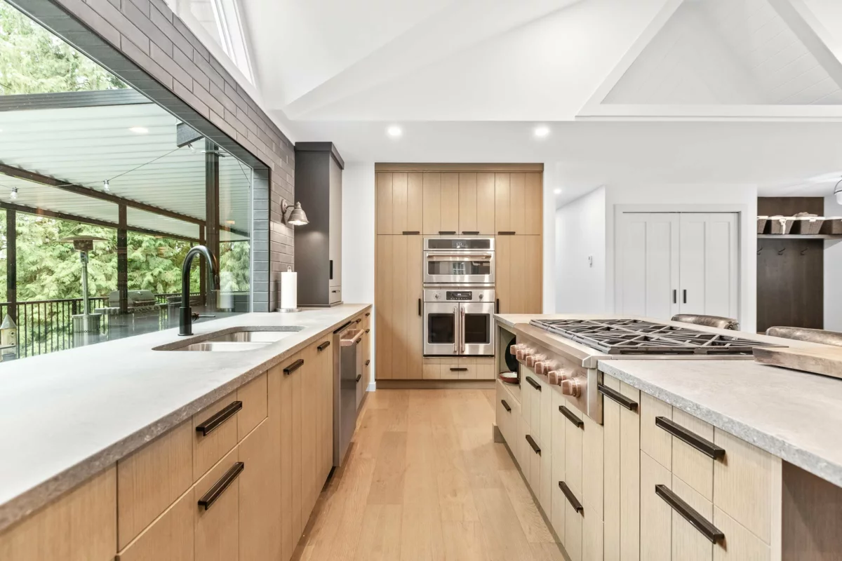 Breakfast Nook Photo of 31648 Grove Avenue, Mission, BC