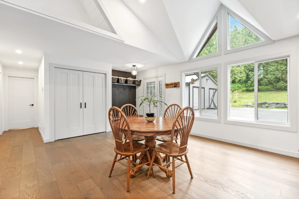 Kitchen Photo of 31648 Grove Avenue, Mission, BC