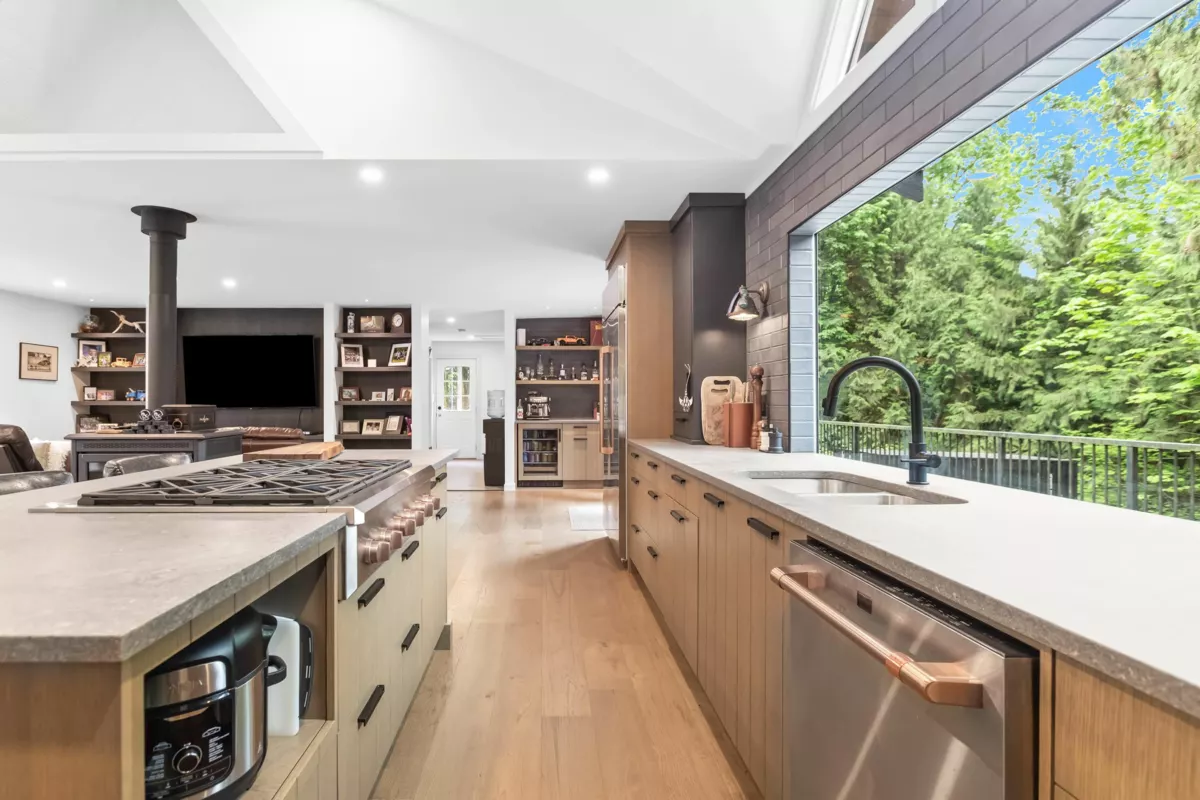 Pantry Photo of 31648 Grove Avenue, Mission, BC