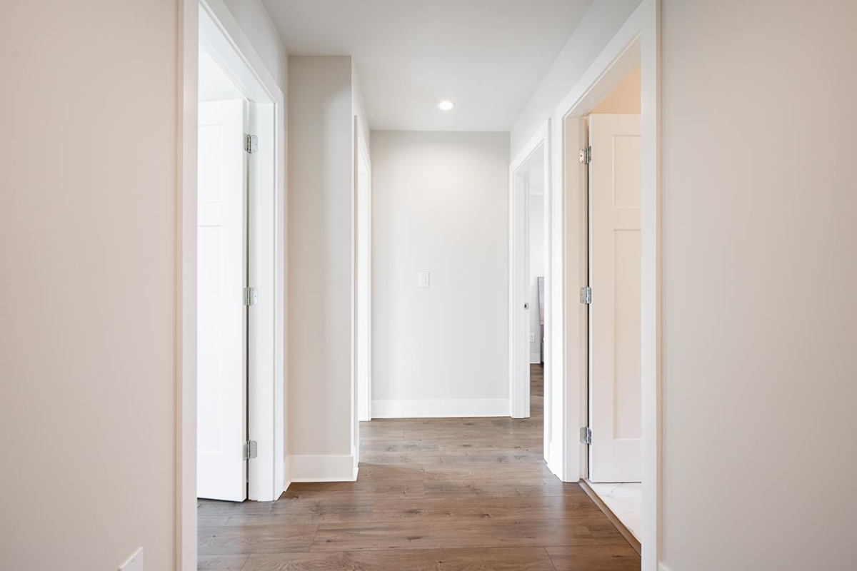 Hallway Photo of 4 189 Wood Street, New Westminster, BC