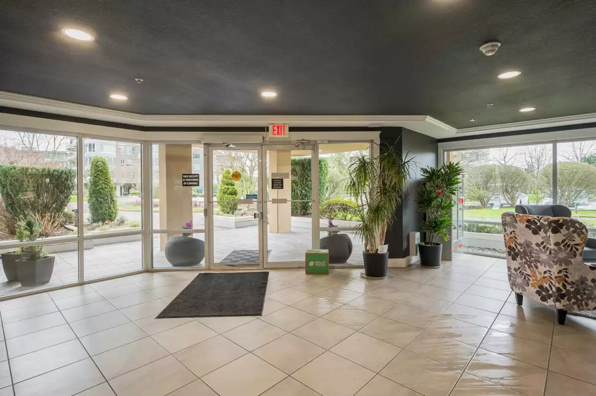 Dining Area Photo of 703 3190 Gladwin Road, Abbotsford, BC