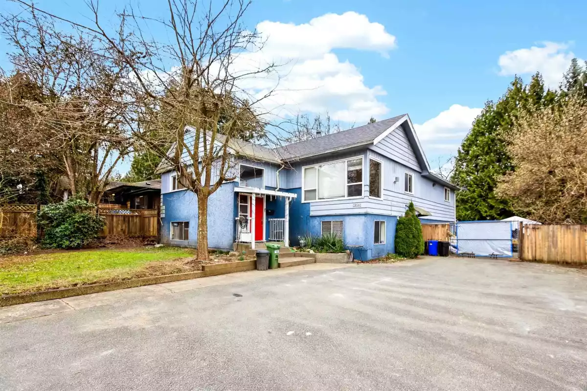 Living Room Photo of 12141 230 Street, Maple Ridge, BC