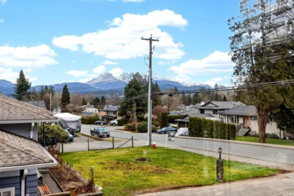 Breakfast Nook Photo of 12141 230 Street, Maple Ridge, BC