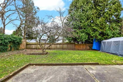 Laundry Room Photo of 12141 230 Street, Maple Ridge, BC