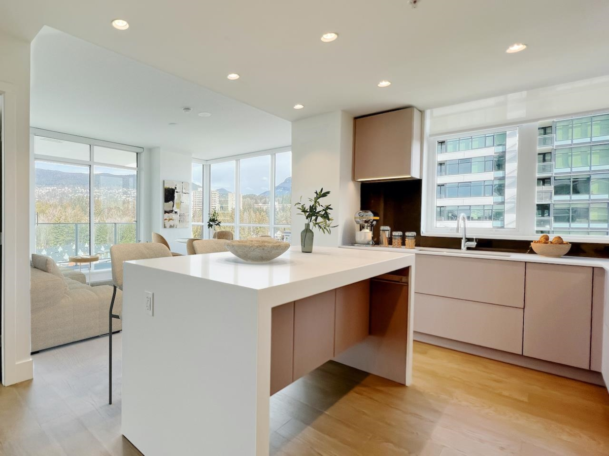 Family Room Photo of 807 1675 Lions Gate Lane, North Vancouver, BC