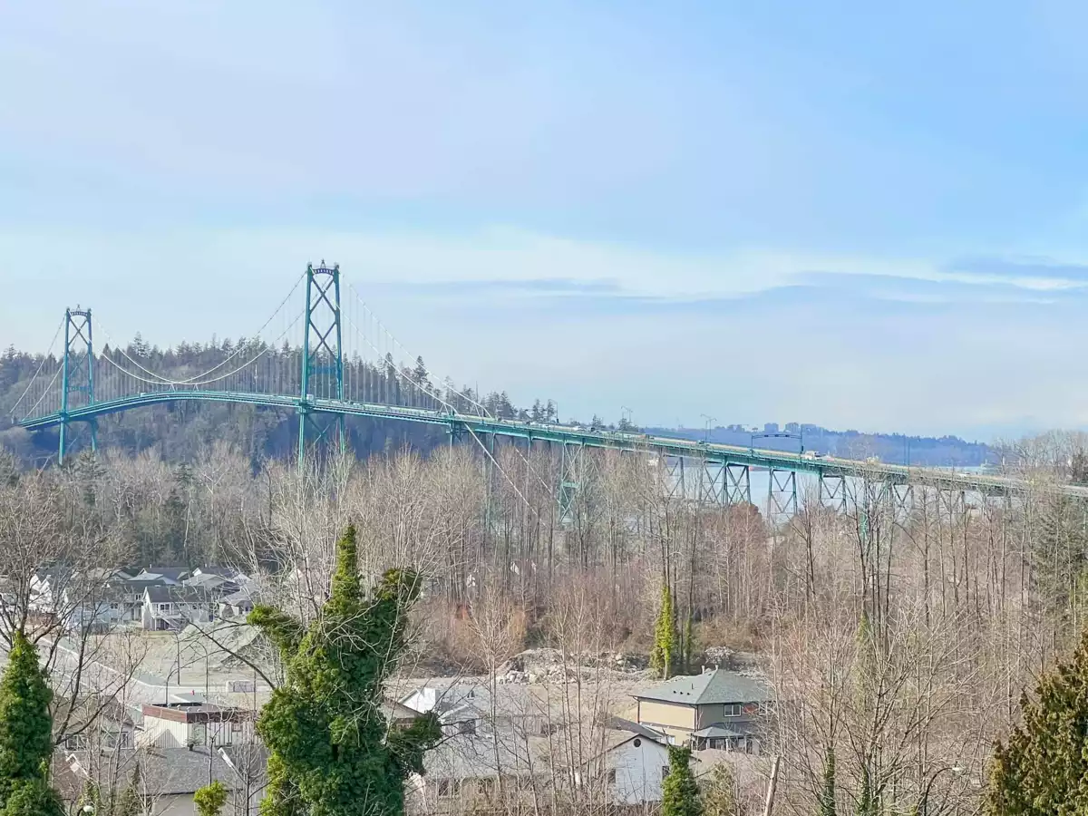 Hallway Photo of 807 1675 Lions Gate Lane, North Vancouver, BC