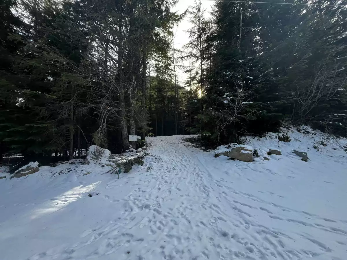 Hallway Photo of SVE97 Old Hope Princeton Highway, Sunshine Valley, BC