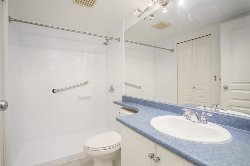 Bedroom 4 Photo of 212 12633 No. 2 Road, Richmond, BC