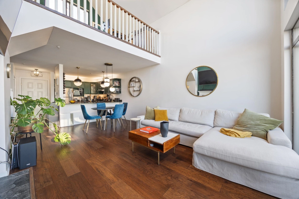 Dining Area Photo of 406 48 Richmond Street, New Westminster, BC