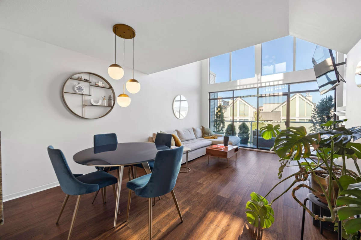 Family Room Photo of 406 48 Richmond Street, New Westminster, BC