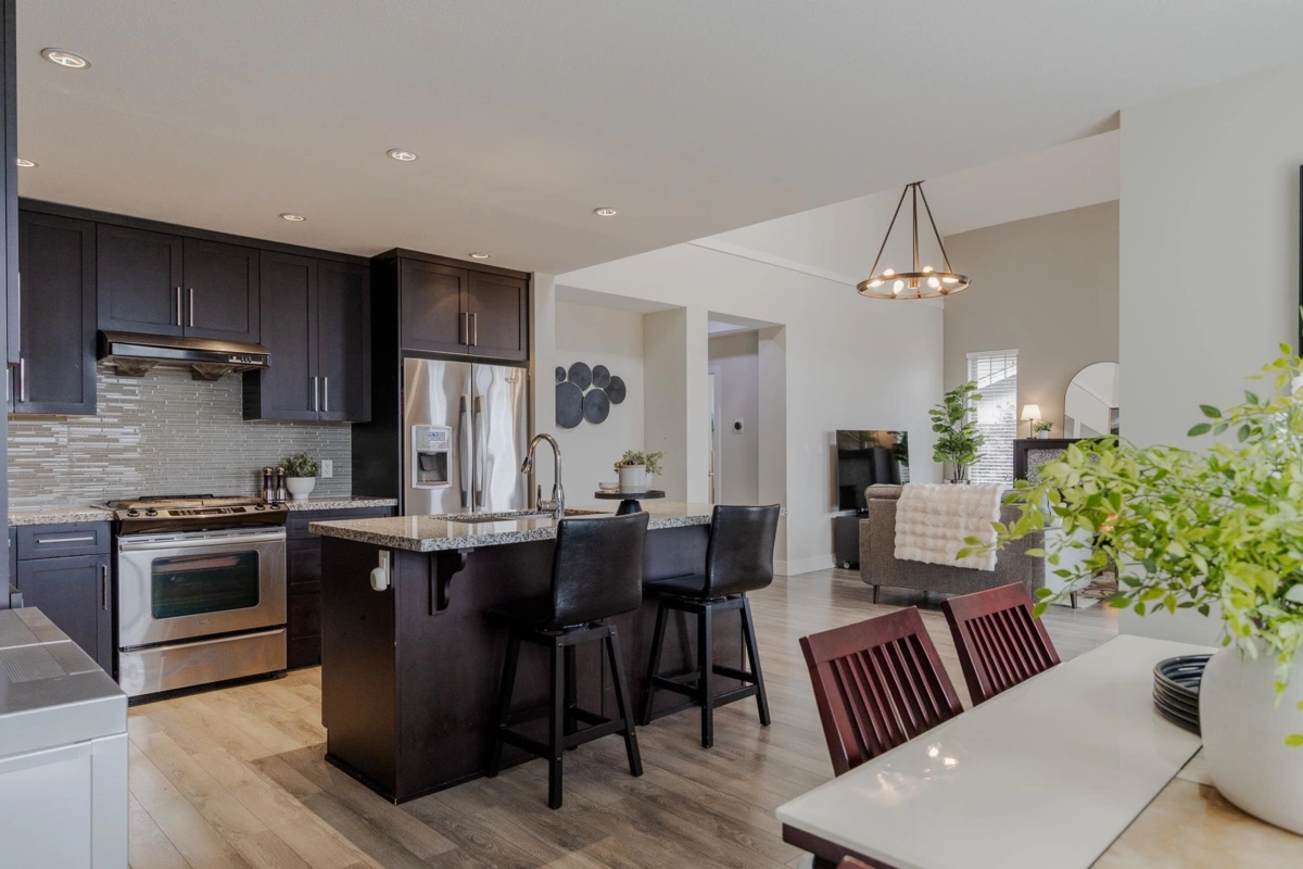Kitchen Island Photo of 102 3458 Burke Village Promenade, Coquitlam, BC