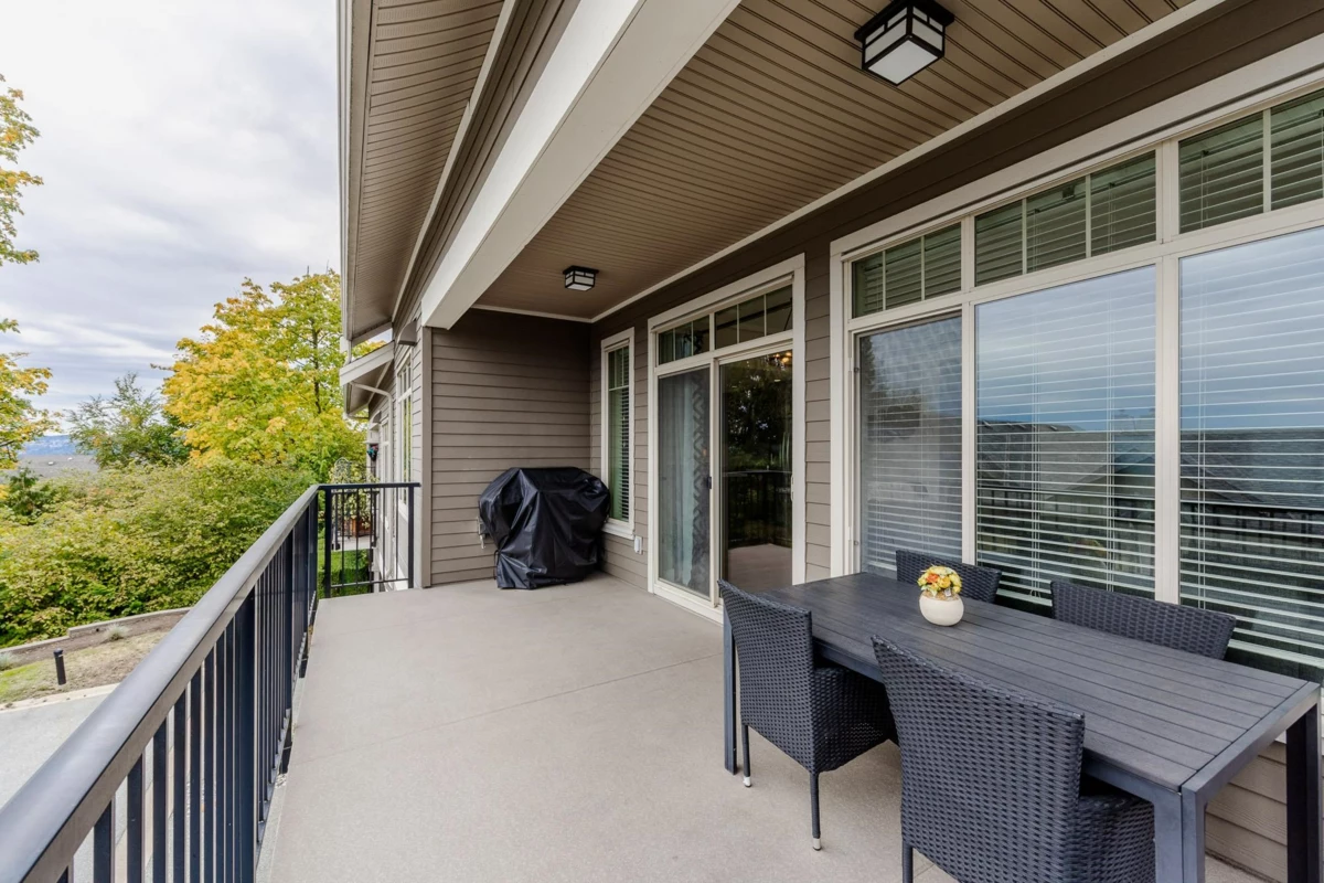 Loft / Bonus Room Photo of 102 3458 Burke Village Promenade, Coquitlam, BC