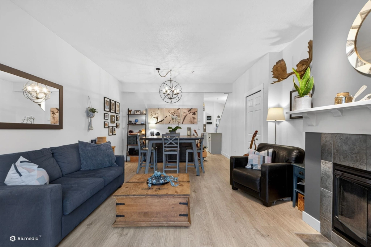 Kitchen Photo of 86 2422 Hawthorne Avenue, Port Coquitlam, BC