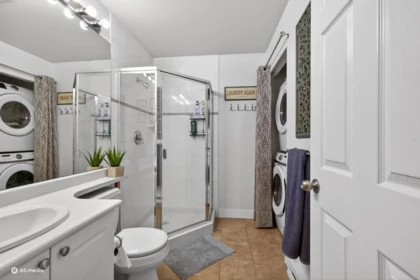 Powder Room Photo of 86 2422 Hawthorne Avenue, Port Coquitlam, BC